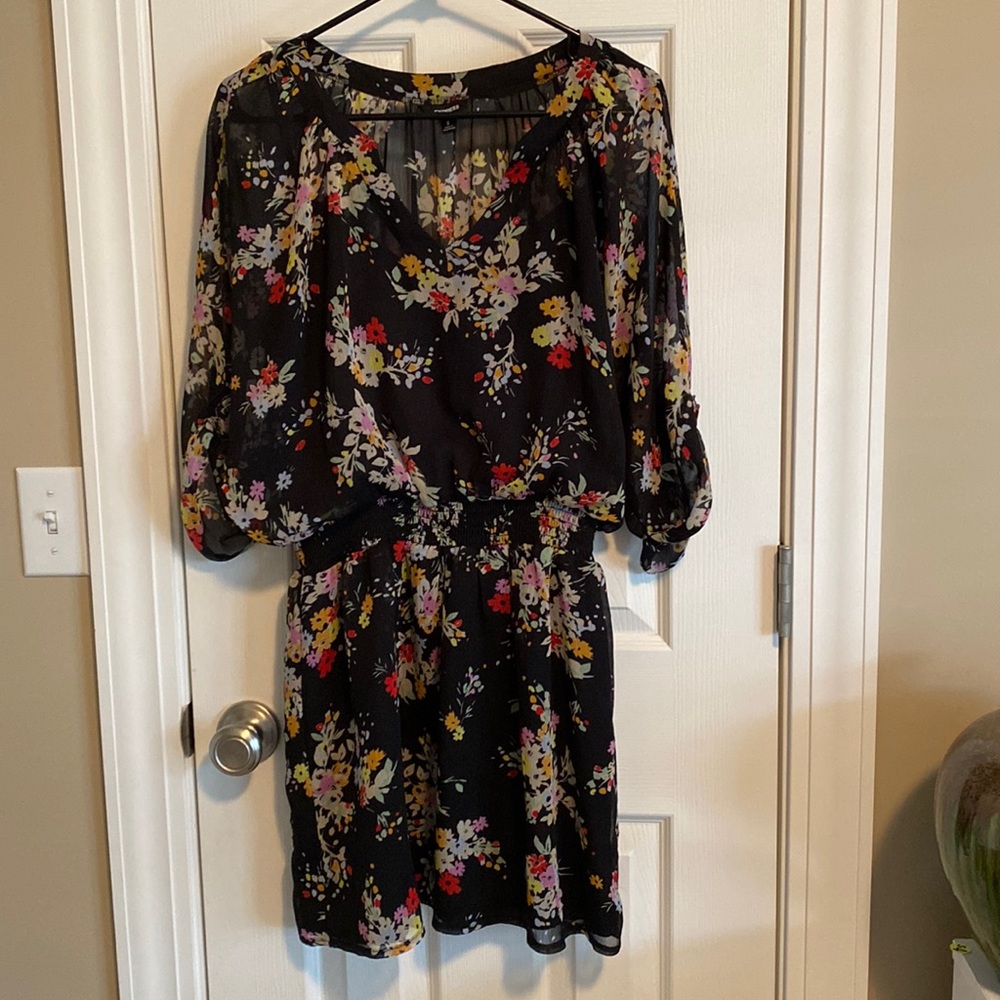 Women’s express small dress.